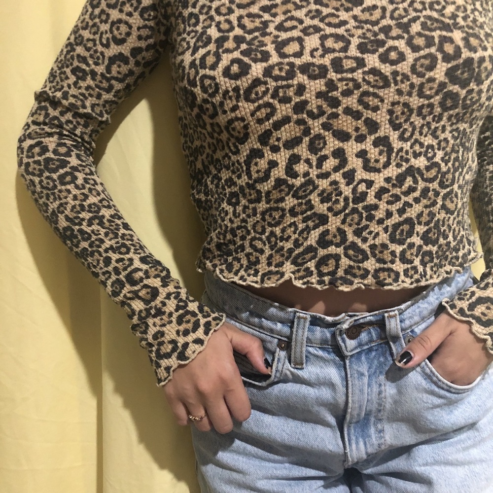 Urban outfitters | Leopard crop turtle neck